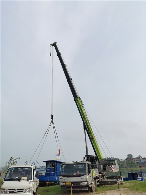 遵义市桥梁建设吊装案例